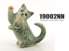 Load image into Gallery viewer, 19002NN Cat dancing No. 2
