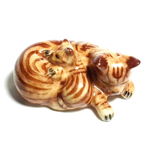 12401NU Ceramic Cat with Baby