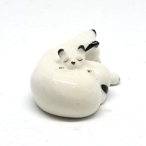 12401NW Ceramic Cat with Baby, White