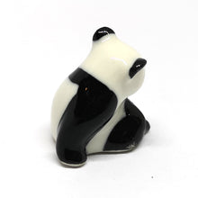 Load image into Gallery viewer, 11305NN Panda S. Model 5 หมีแพนด้านั่งเท้ามือ
