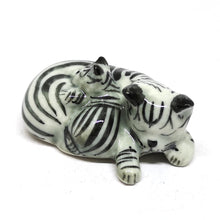Load image into Gallery viewer, 12401NN Ceramic Cat with Baby
