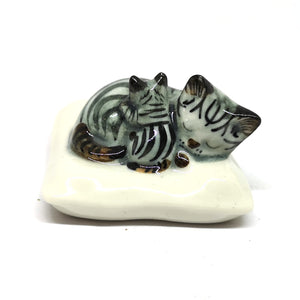 14701NR Ceramic Cats on Cushion