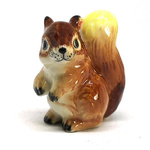 45701NU Brown Squirrel No.1 กระรอกยืนหน้าหัน
