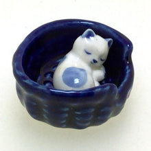 Load image into Gallery viewer, 07500BB Ceramic Cat In Basket, Blue
