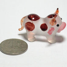 Load image into Gallery viewer, Tiny Glass Cow, Brown
