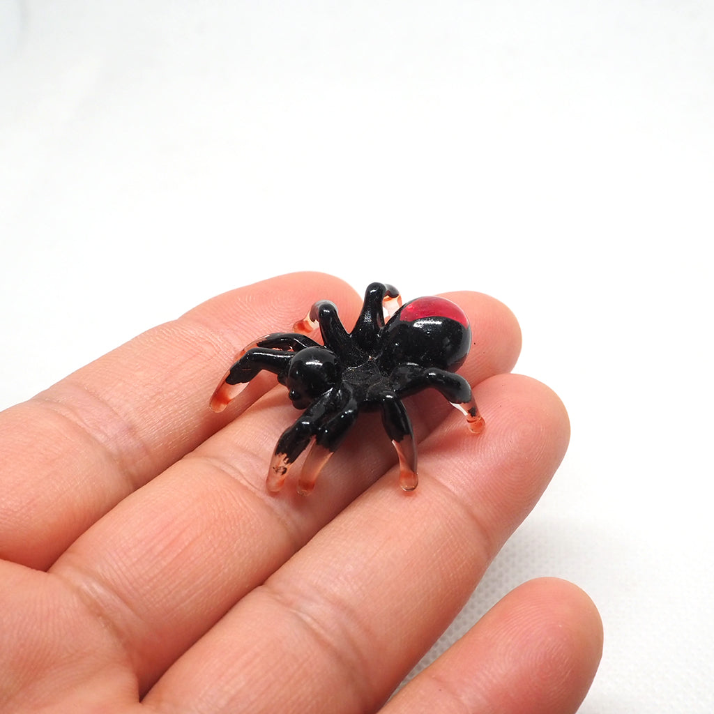 Tiny Glass Spider SS, Black แมงมุม