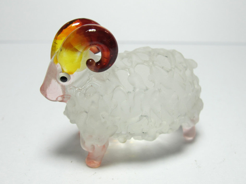 GSHE01S Glass Sheep S White